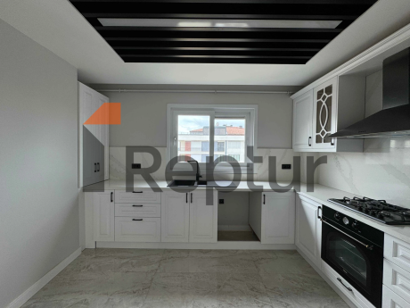 Dublex 4+2 apartment for sale from owner in Kadikoy district