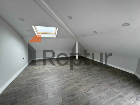 Dublex 4+2 apartment for sale from owner in Kadikoy district