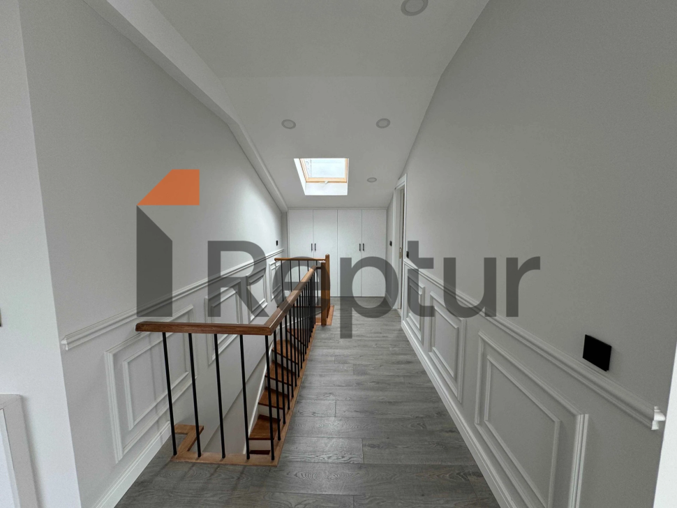 Dublex 4+2 apartment for sale from owner in Kadikoy district