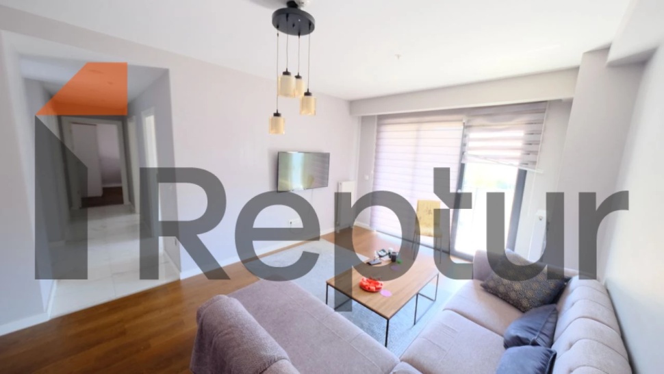 For sale apartment from the owner 2+1 with a modern design in the Kartal area