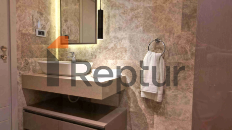 Luxury residences on the first coastline.