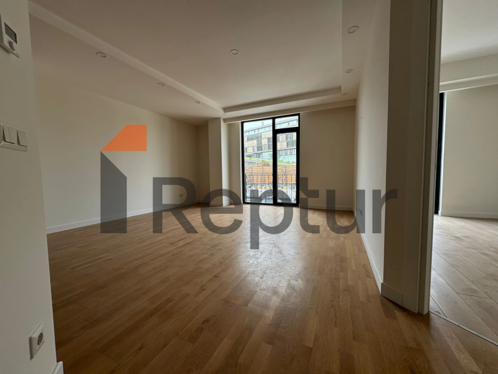 For sale apartment from the owner 1+1 in a prestigious high-class area of Istanbul