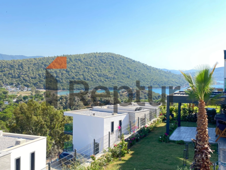 Comfortable project with sea view in Adabükü