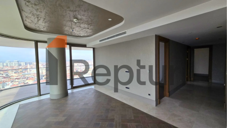 Buy an apartment in Istanbul 3.5+1 with a sea view in the historical center of Istanbul