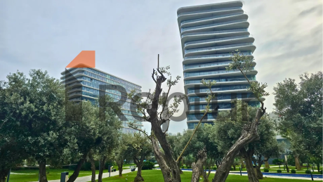 Buy an apartment in Istanbul 3.5+1 with a sea view in the historical center of Istanbul