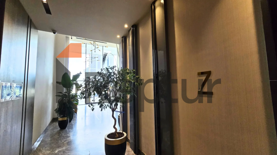 Buy an apartment in Istanbul 3.5+1 with a sea view in the historical center of Istanbul