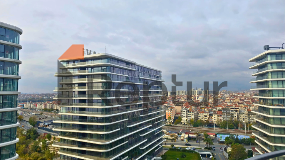 Luxury 5+1 Apartment in Istanbul: Style, Comfort and Status for the Elite