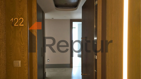 Luxury 3+1 apartment in a modern complex with panoramic views of the Marmara Sea and green areas in the historical center of Istanbul