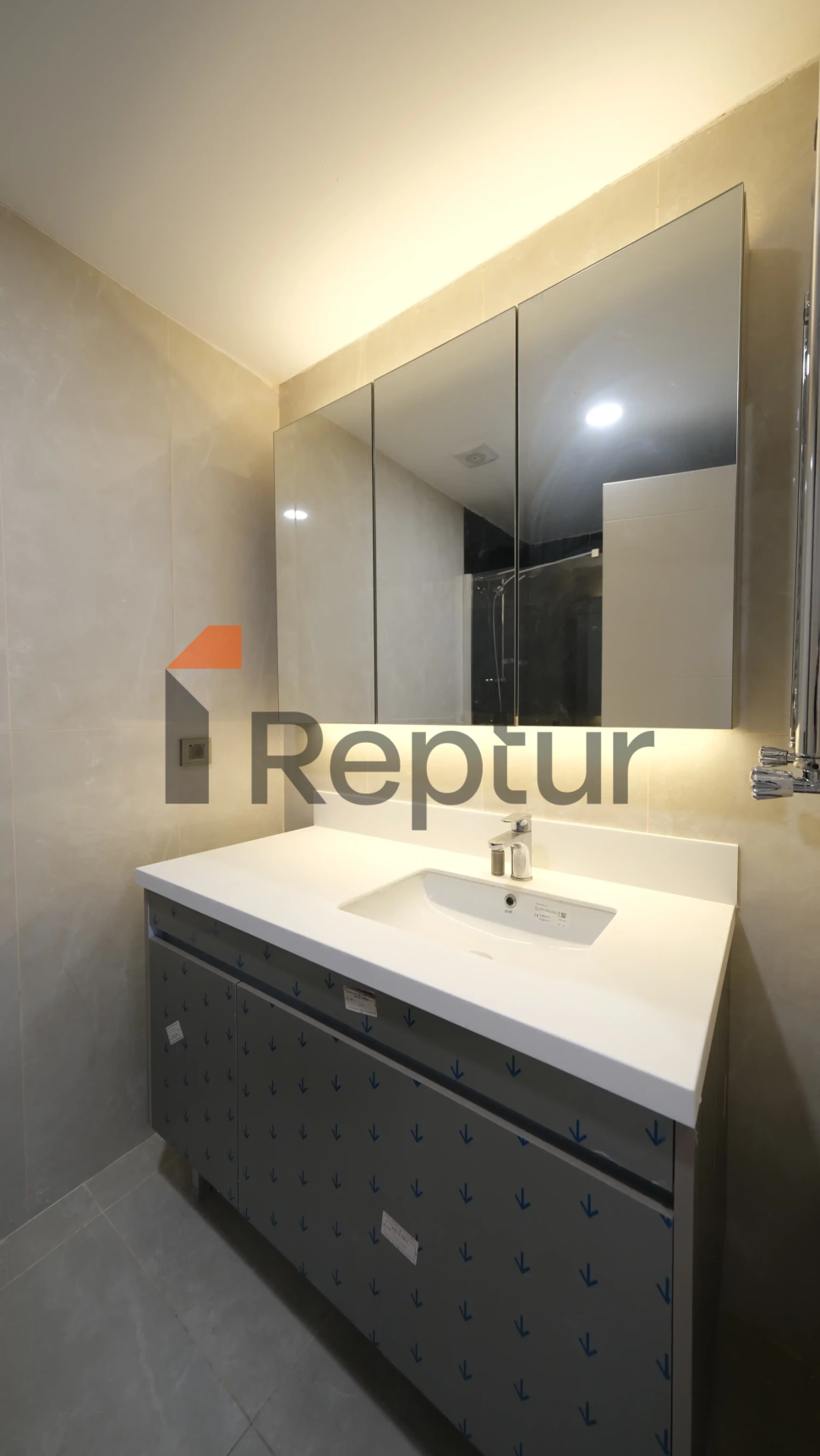 3+1 premium class apartment in Kartal area - start a new life in a modern area