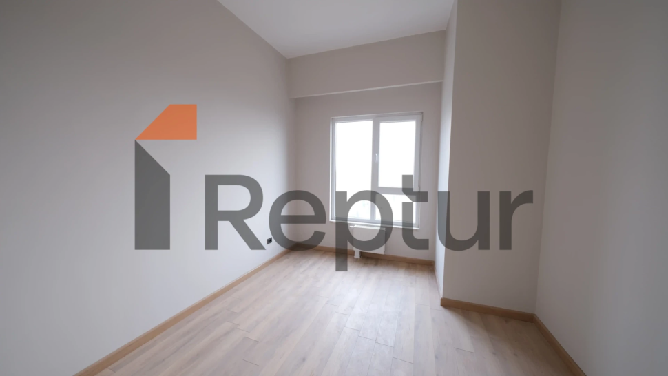 Spacious 3+1 apartment in Kartal area with panoramic sea view