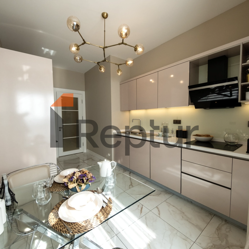 Residential complex in the city center with convenient transport accessibility