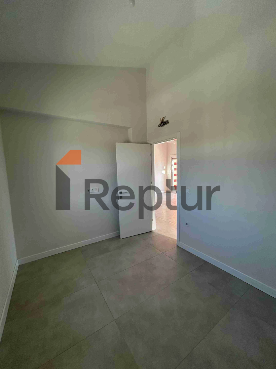 Three-room apartment from the developer in the new residence in Fethiye for sale