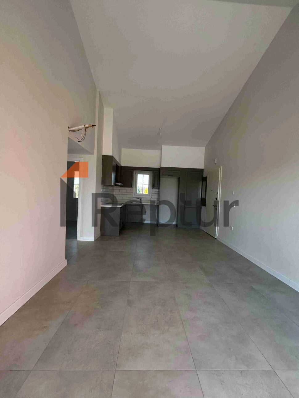 Three-room apartment from the developer in the new residence in Fethiye for sale