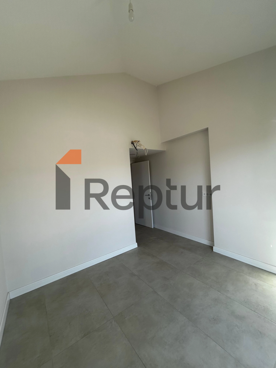 Three-room apartment from the developer in the new residence in Fethiye for sale