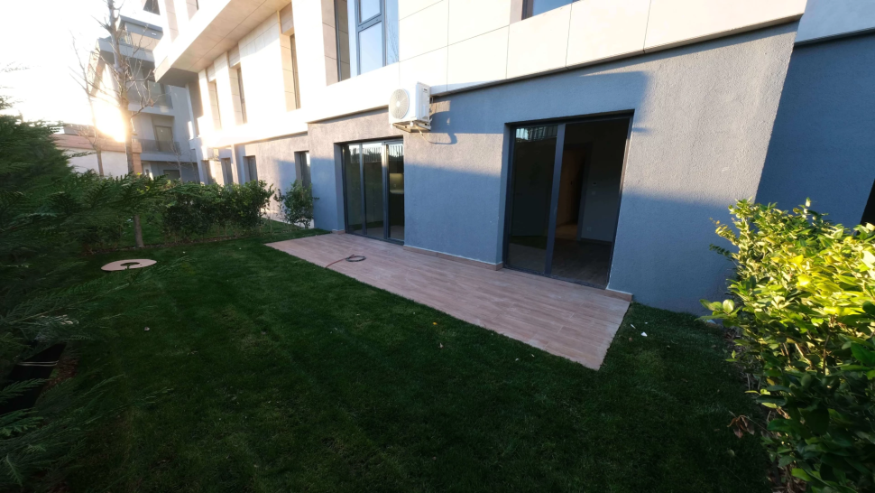 Investment project under construction in Beylikduzu district